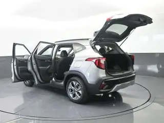 Kia Seltos 2024 S 4dr SUV