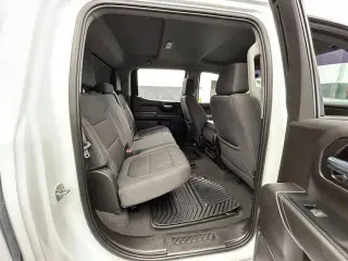 Chevrolet Silverado 1500 Limited 2022 4x2 Custom 4dr Crew Cab 5.8 ft. SB