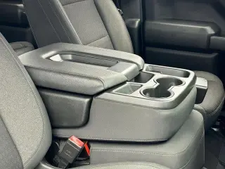 Chevrolet Silverado 1500 Limited 2022 4x2 Custom 4dr Crew Cab 5.8 ft. SB