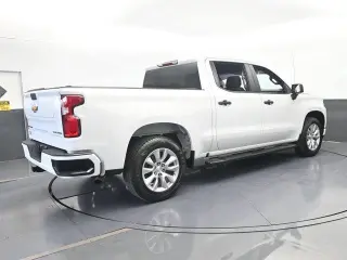 Chevrolet Silverado 1500 Limited 2022 4x2 Custom 4dr Crew Cab 5.8 ft. SB