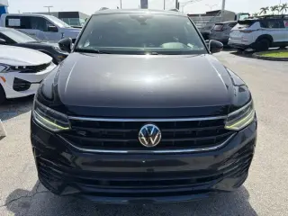 Volkswagen Tiguan 2022 SE R-Line Black 4dr SUV