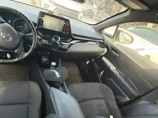 Toyota C-HR 2019 LE 4dr Crossover
