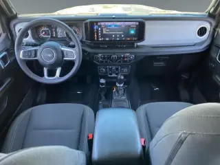 Jeep Wrangler 2025 4x4 Sahara 4dr SUV