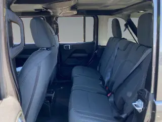 Jeep Wrangler 2025 4x4 Sahara 4dr SUV