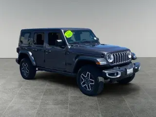 Jeep Wrangler 2025 4x4 Sahara 4dr SUV