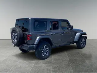 Jeep Wrangler 2025 4x4 Sahara 4dr SUV