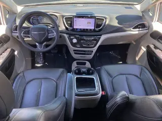 Chrysler Pacifica Hybrid 2022 Touring L 4dr Mini-Van