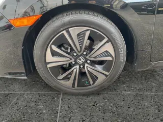 Honda Civic 2017 EX 4dr Hatchback