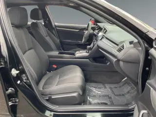 Honda Civic 2017 EX 4dr Hatchback