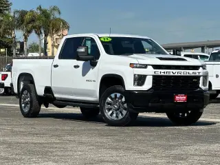 Chevrolet Silverado 2500HD 2022 4x2 Custom 4dr Crew Cab SB