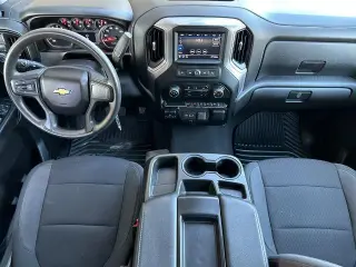 Chevrolet Silverado 2500HD 2022 4x2 Custom 4dr Crew Cab SB