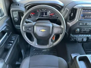 Chevrolet Silverado 2500HD 2022 4x2 Custom 4dr Crew Cab SB