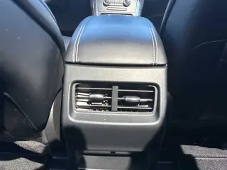 Ford Edge 2023 AWD Titanium 4dr Crossover