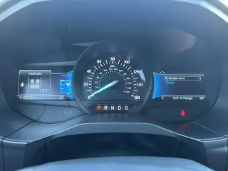 Ford Edge 2023 AWD Titanium 4dr Crossover