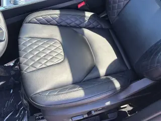 Ford Edge 2023 AWD Titanium 4dr Crossover