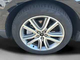 Ford Edge 2023 AWD Titanium 4dr Crossover