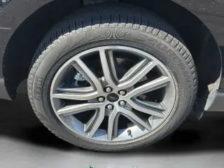 Ford Edge 2023 AWD Titanium 4dr Crossover