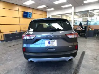 Ford Escape 2022 AWD S 4dr SUV