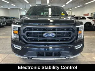 Ford F-150 2023 4x4 Lariat 4dr SuperCrew 5.5 ft. SB