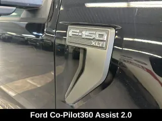 Ford F-150 2023 4x4 Lariat 4dr SuperCrew 5.5 ft. SB