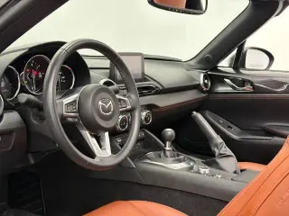 Mazda MX-5 Miata RF 2022 Grand Touring 2dr Convertible 6A