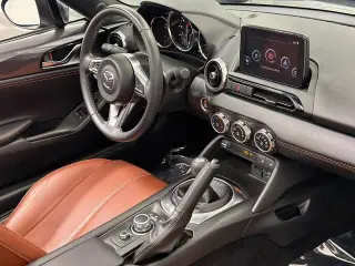Mazda MX-5 Miata RF 2022 Grand Touring 2dr Convertible 6A