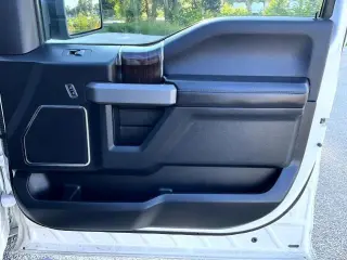 Ford F-150 2015 4x4 Platinum 4dr SuperCrew 6.5 ft. SB
