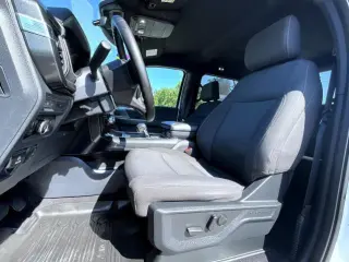 Ford F-150 2023 4x4 XLT 4dr SuperCrew 5.5 ft. SB