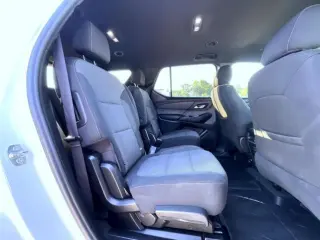 Chevrolet Traverse 2023 4x4 LT Cloth 4dr SUV