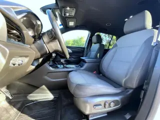 Chevrolet Traverse 2023 4x4 LT Cloth 4dr SUV