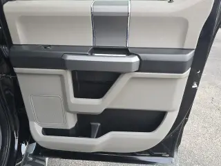 Ford F-150 2018 4x4 XLT 4dr SuperCrew 5.5 ft. SB