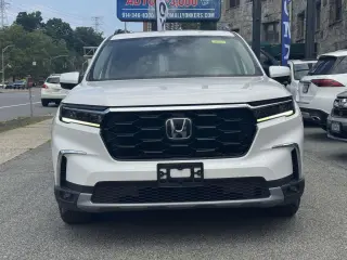 Honda Pilot 2023 AWD Touring 4dr SUV
