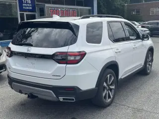 Honda Pilot 2023 AWD Touring 4dr SUV