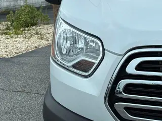 Ford Transit 2019 150 XL 3dr SWB Medium Roof Passenger Van w/Sliding Passenger Side Door