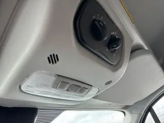 Ford Transit 2019 150 XL 3dr SWB Medium Roof Passenger Van w/Sliding Passenger Side Door