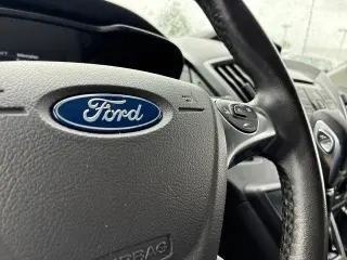Ford Transit 2019 150 XL 3dr SWB Medium Roof Passenger Van w/Sliding Passenger Side Door