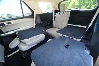 Ford Explorer 2024 XLT 4dr SUV
