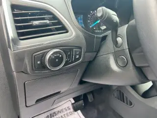 Ford Edge 2023 AWD Titanium 4dr Crossover