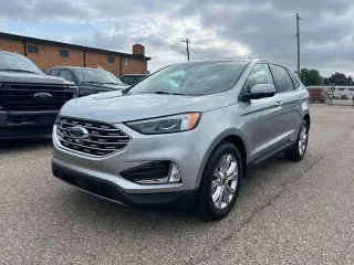 Ford Edge 2023 AWD Titanium 4dr Crossover
