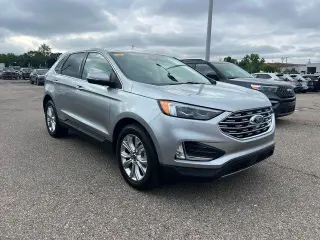 Ford Edge 2023 AWD Titanium 4dr Crossover