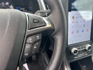 Ford Edge 2023 AWD Titanium 4dr Crossover