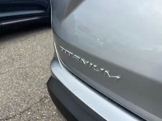 Ford Edge 2023 AWD Titanium 4dr Crossover