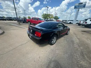 Ford Mustang 2006 GT Premium 2dr Fastback