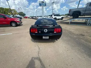 Ford Mustang 2006 GT Premium 2dr Fastback