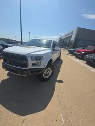 Ford F-150 2019 4x4 Raptor 4dr SuperCrew 5.5 ft. SB