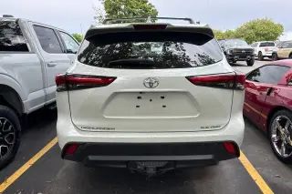 Toyota Highlander 2022 AWD XLE 4dr SUV