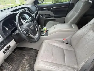 Toyota Highlander 2014 AWD Limited 4dr SUV
