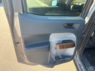 Ford Maverick 2022 AWD Lariat 4dr SuperCrew 4.5 ft. SB
