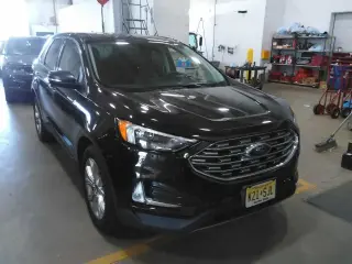 Ford Edge 2023 AWD Titanium 4dr Crossover