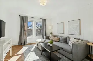 Propiedad en alquiler con 2 habitaciones y 1 baño en Chicago